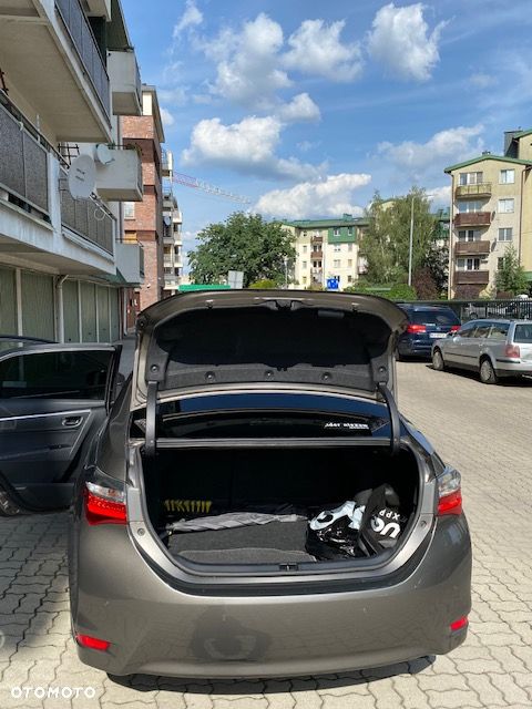 Toyota Corolla 1.6 Comfort - 11