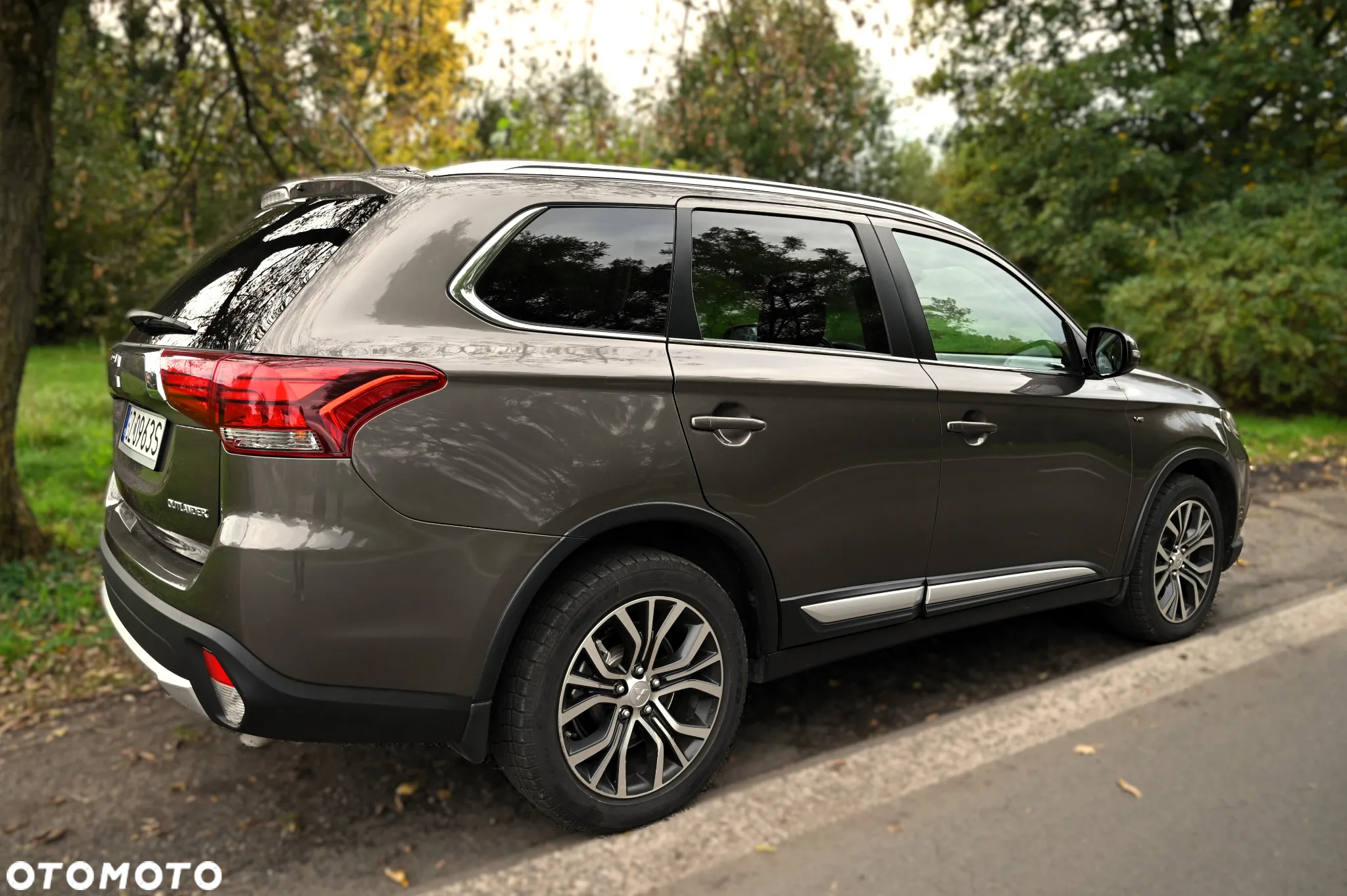 Mitsubishi Outlander - 19