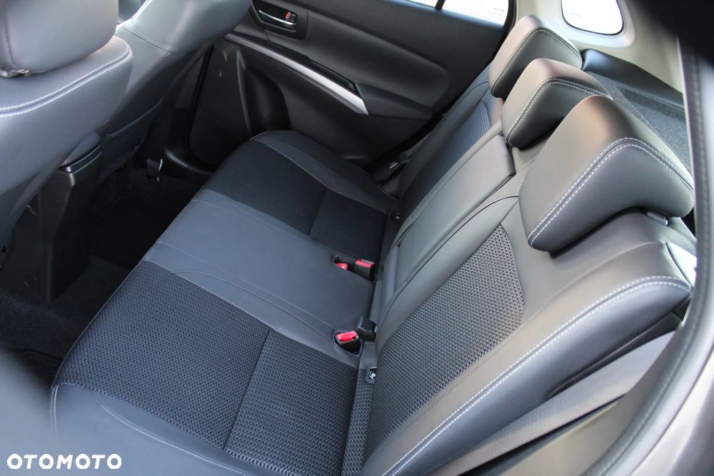 Suzuki SX4 S-Cross 1.4 SHVS Premium 4WD - 14