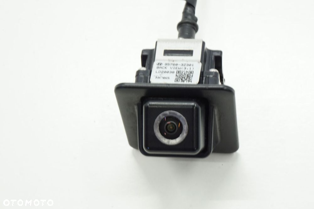HYUNDAI I40 SEDAN 12R KAMERA COFANIA 95760-3Z301 - 2
