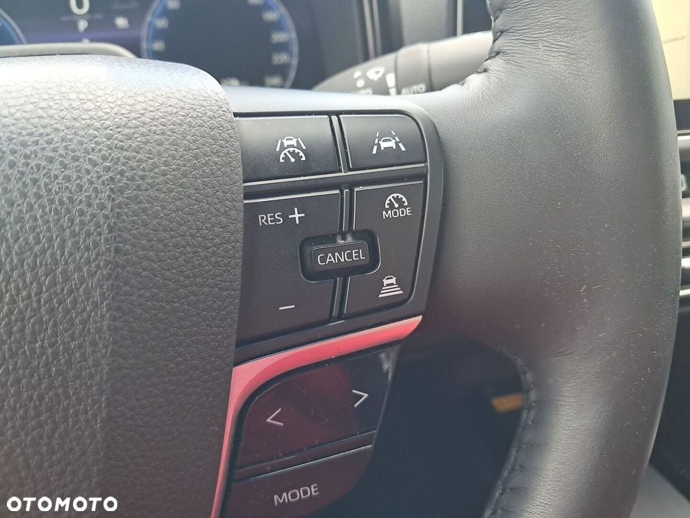 Toyota Camry - 19
