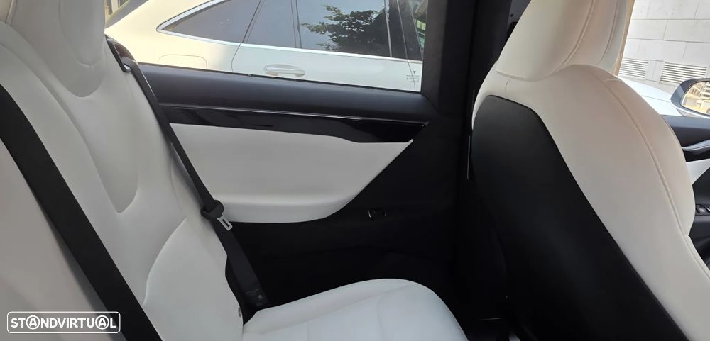 Tesla Model X 100 kWh Long Range AWD - 34