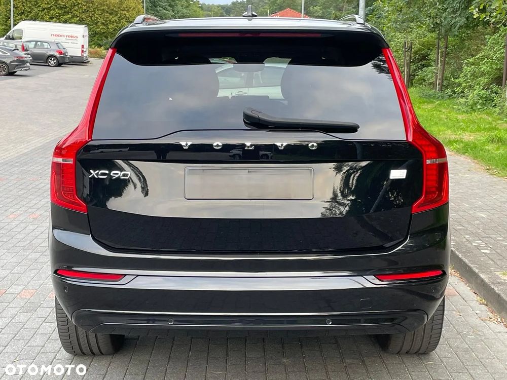 Volvo XC 90 T8 AWD Plug-In Hybrid Ultimate Dark 7os - 3