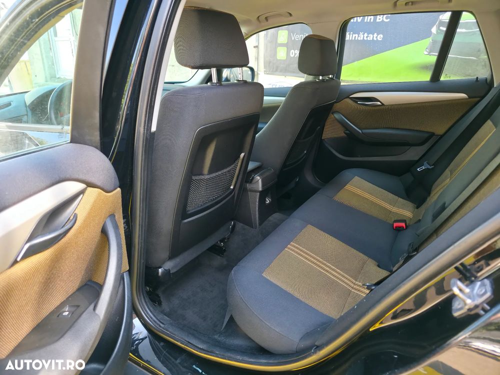 BMW X1 sDrive18d - 10