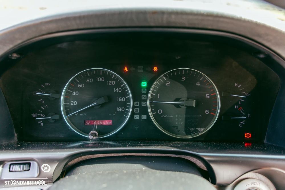 Toyota Land Cruiser 4.2 D CA - 11