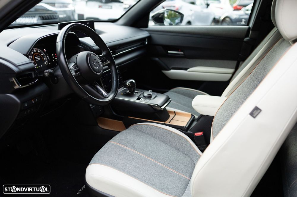 Mazda MX-30 e-SKYACTIV FIRST EDITION - 8