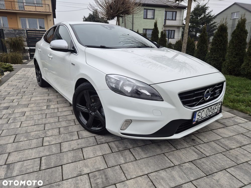 Volvo V40 D2 R Design - 27