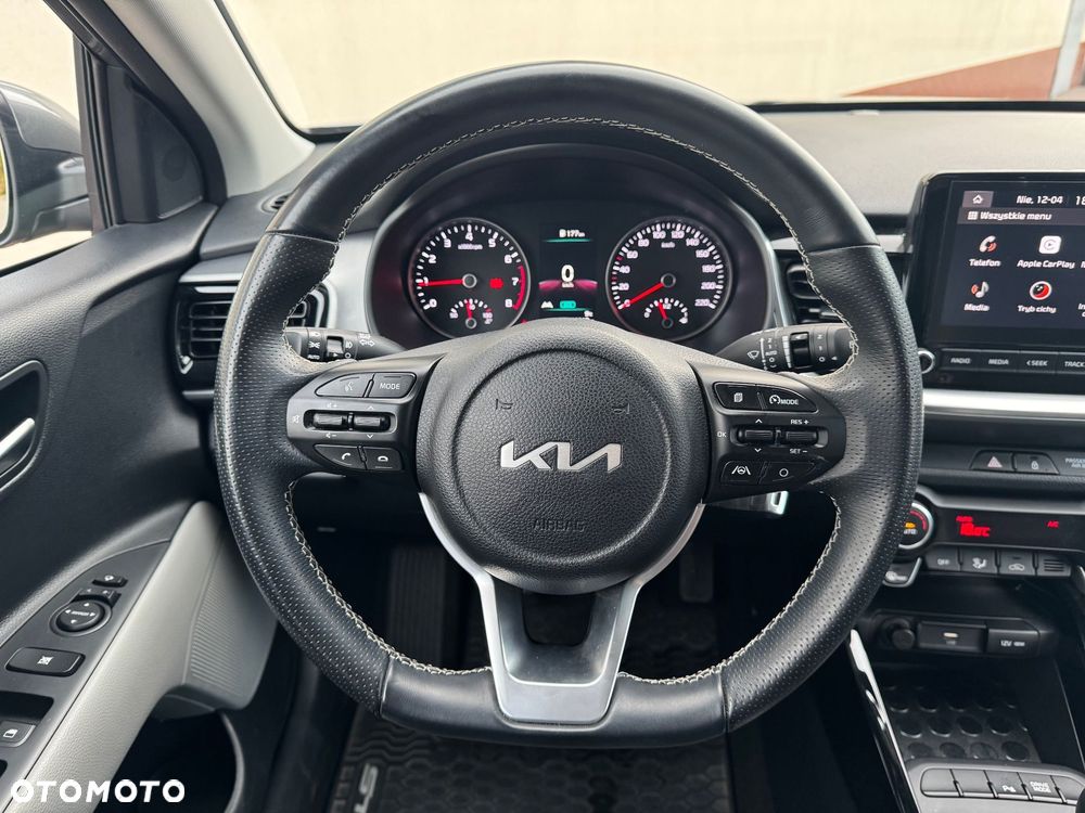 Kia Stonic 1.0 T-GDI MHEV L - 24