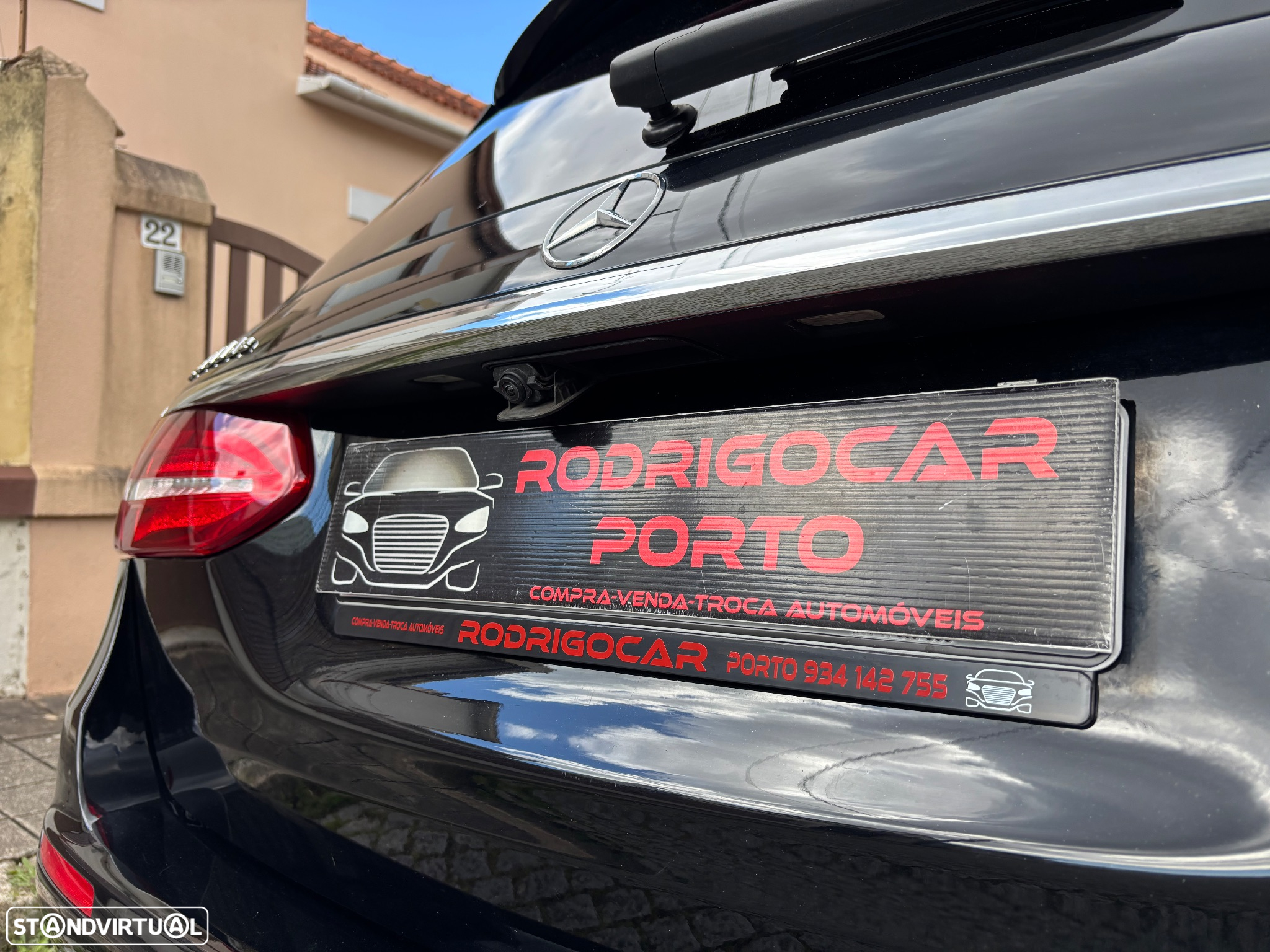 Mercedes-Benz E 300 de Avantgarde 4Matic - 37