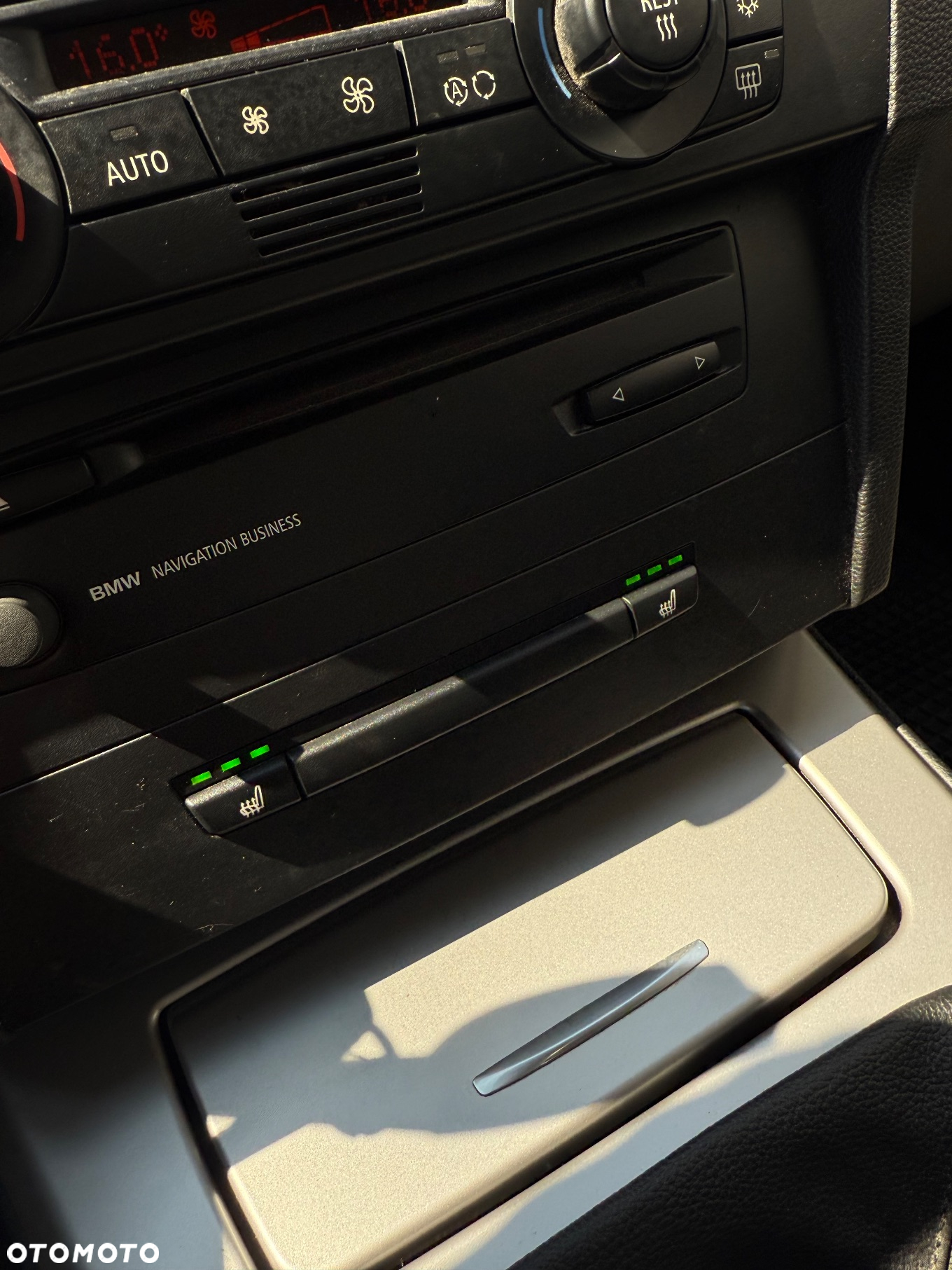 BMW Seria 3 320i - 36