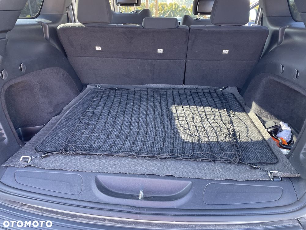 Jeep Grand Cherokee - 35
