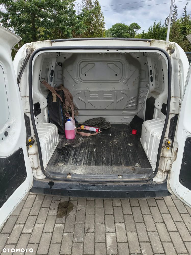 Fiat Fiorino 1.4 Easy - 7