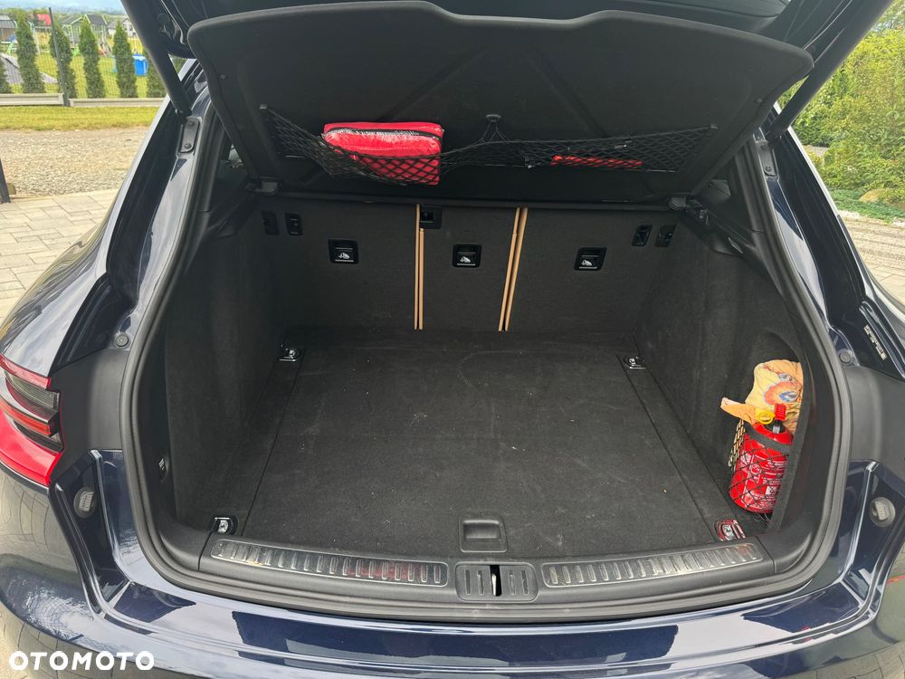Porsche Macan Standard - 19