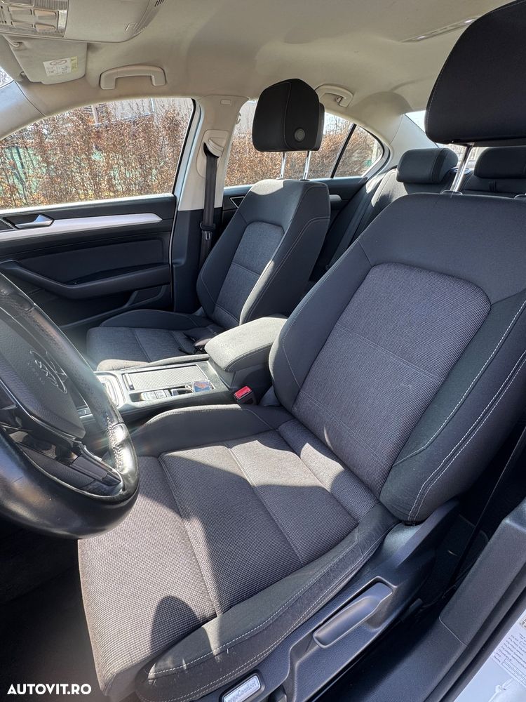 Volkswagen Passat - 6