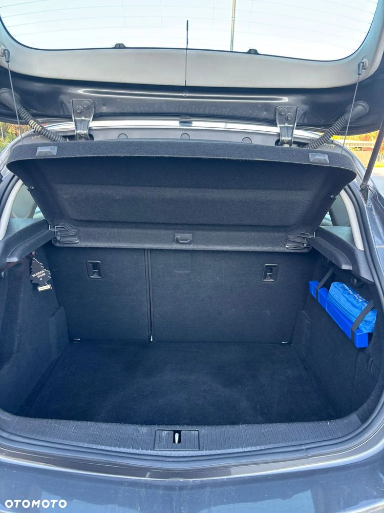 Opel Astra 1.4 Turbo - 10