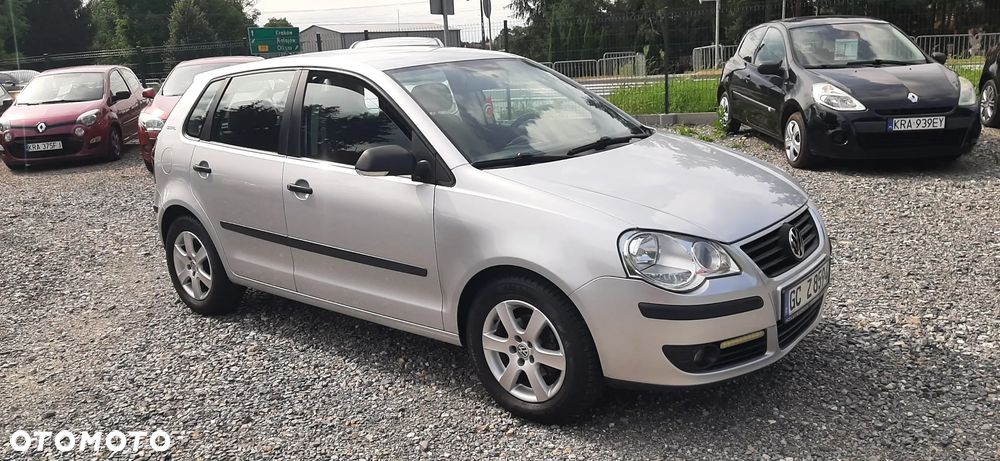 Volkswagen Polo - 2