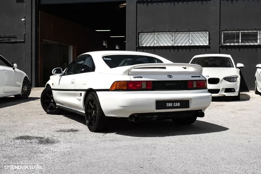 Toyota MR2 2.0 - 7
