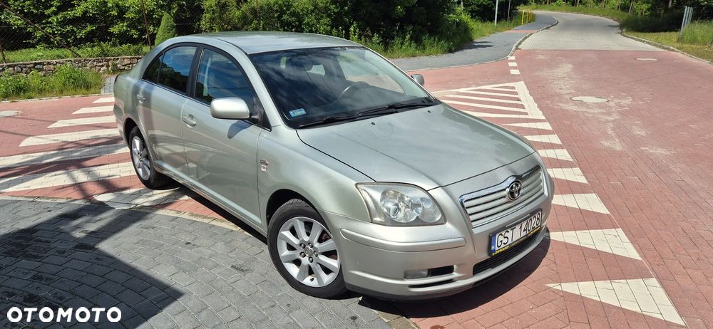 Toyota Avensis 2.0 D-4D High - 1