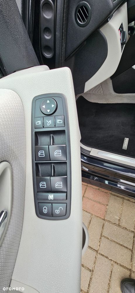 Mercedes-Benz Klasa B 180 BlueEFFICIENCY EU5 - 18