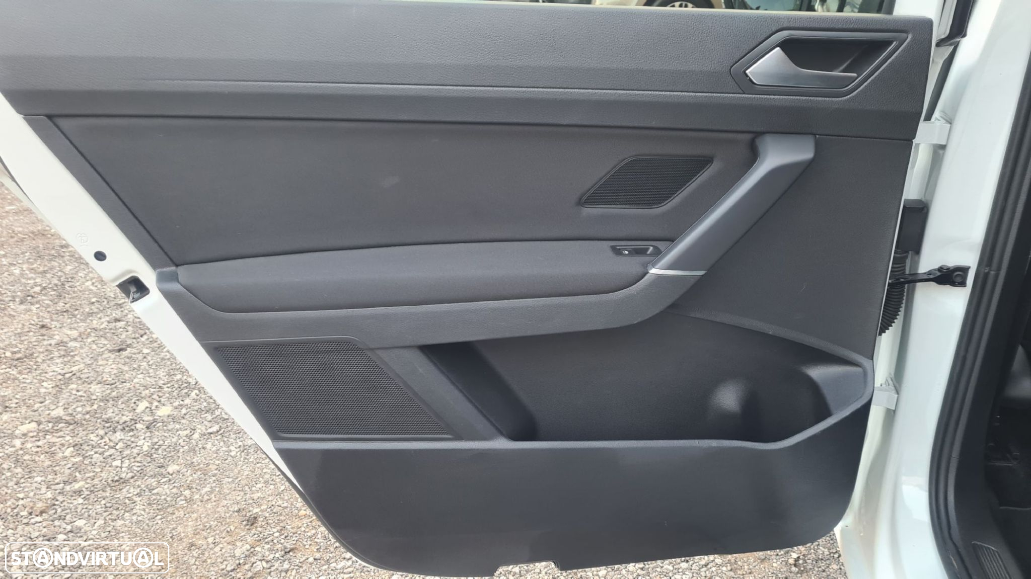 VW Touran 1.6 TDI Confortline DSG - 40