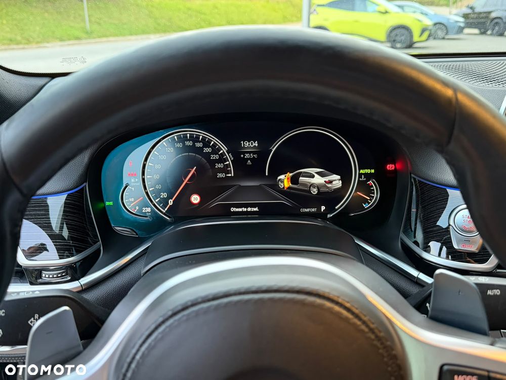 BMW Seria 7 730d xDrive - 14