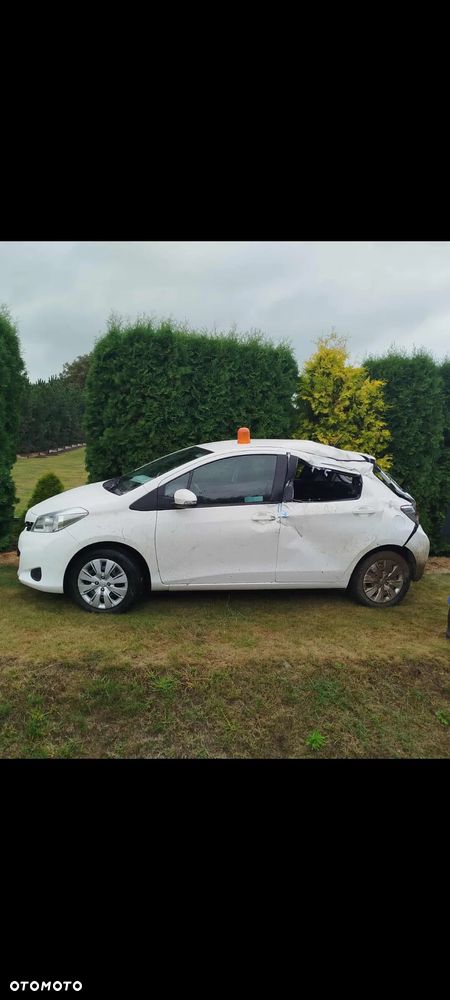 Toyota Yaris 1.0 Luna - 1