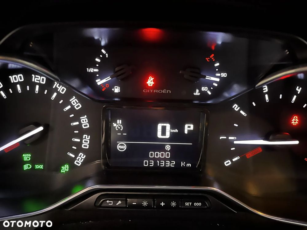 Citroën C3 1.2 PureTech Shine EAT6 - 13