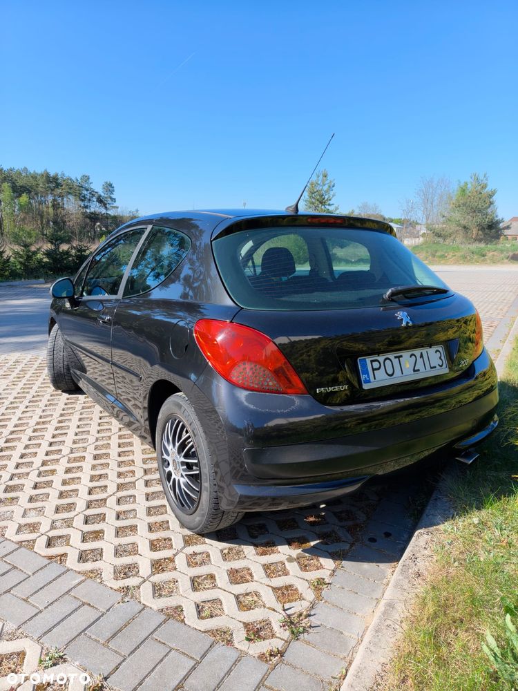 Peugeot 207 - 4