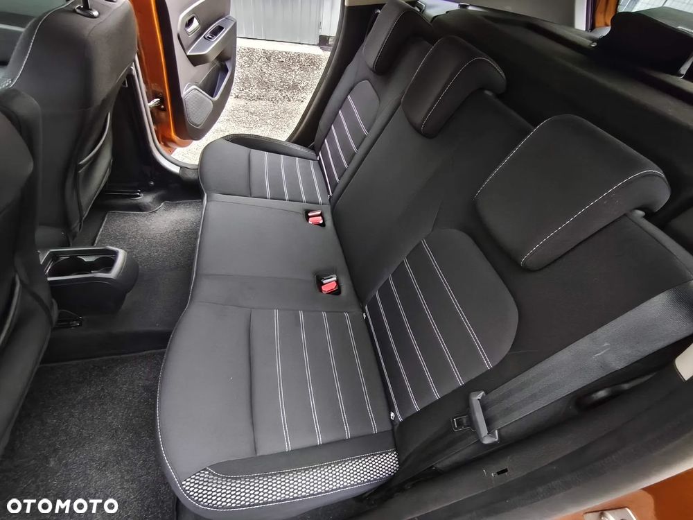 Dacia Duster 1.0 TCe Prestige - 23