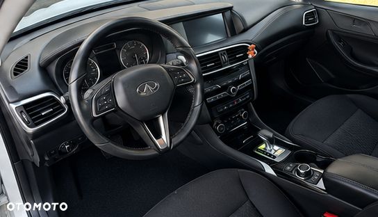 Infiniti QX - 12