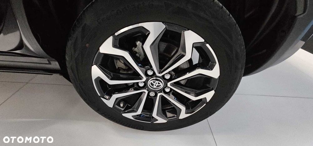 Toyota Yaris Cross - 17
