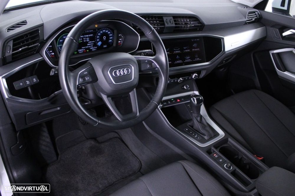 Audi Q3 Sportback 45 TFSIe S line S tronic - 36