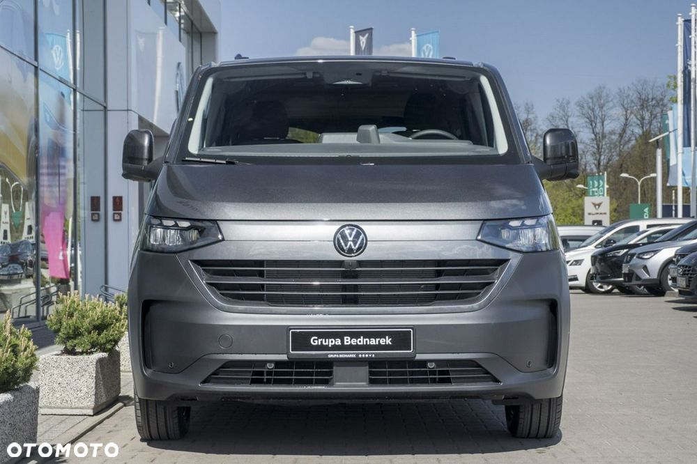 Volkswagen Caravelle - 5