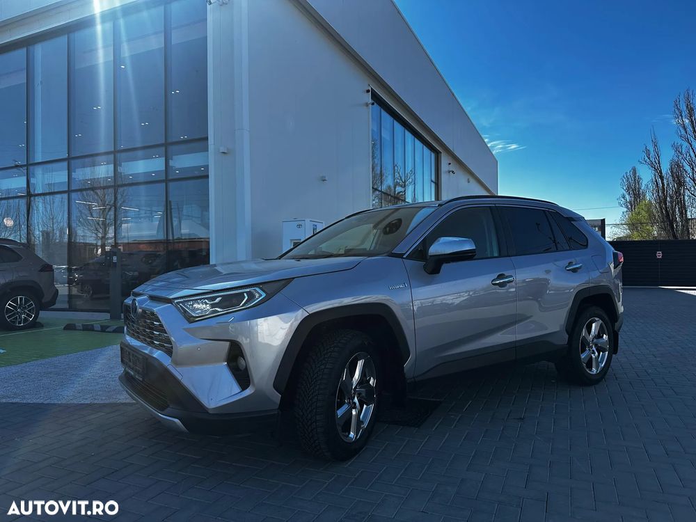 Toyota RAV4 - 2