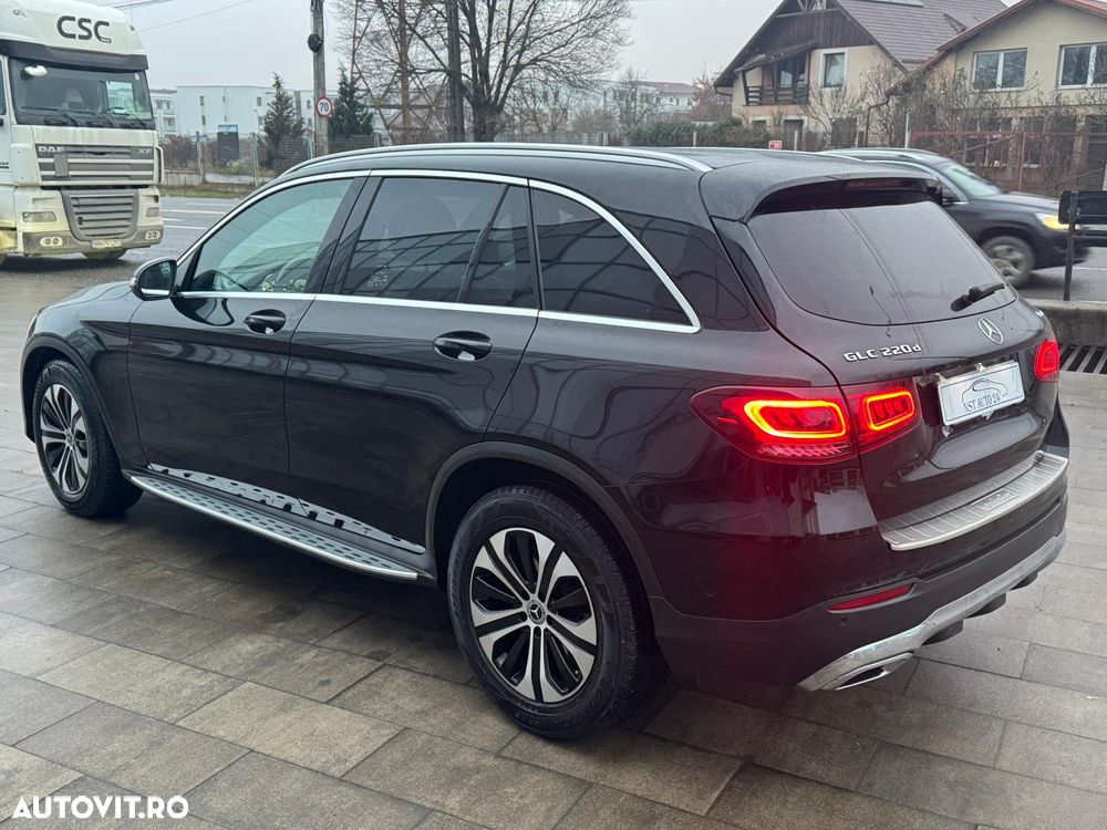 Mercedes-Benz GLC 220 d 4Matic 9G-TRONIC Exclusive - 30