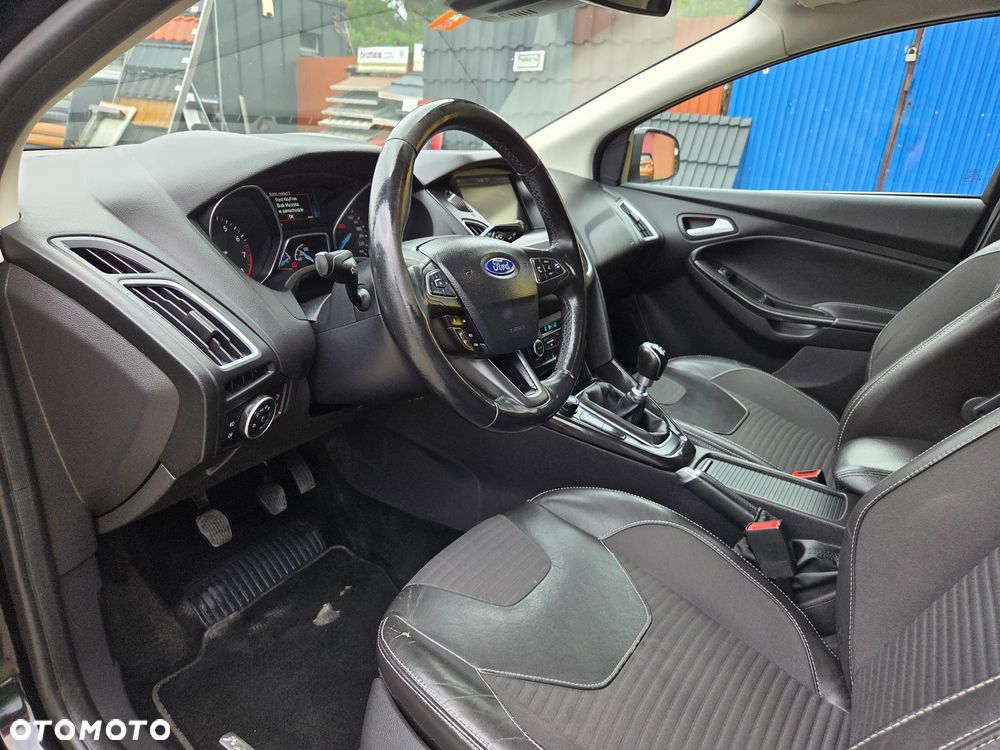 Ford Focus 1.0 EcoBoost Titanium - 15