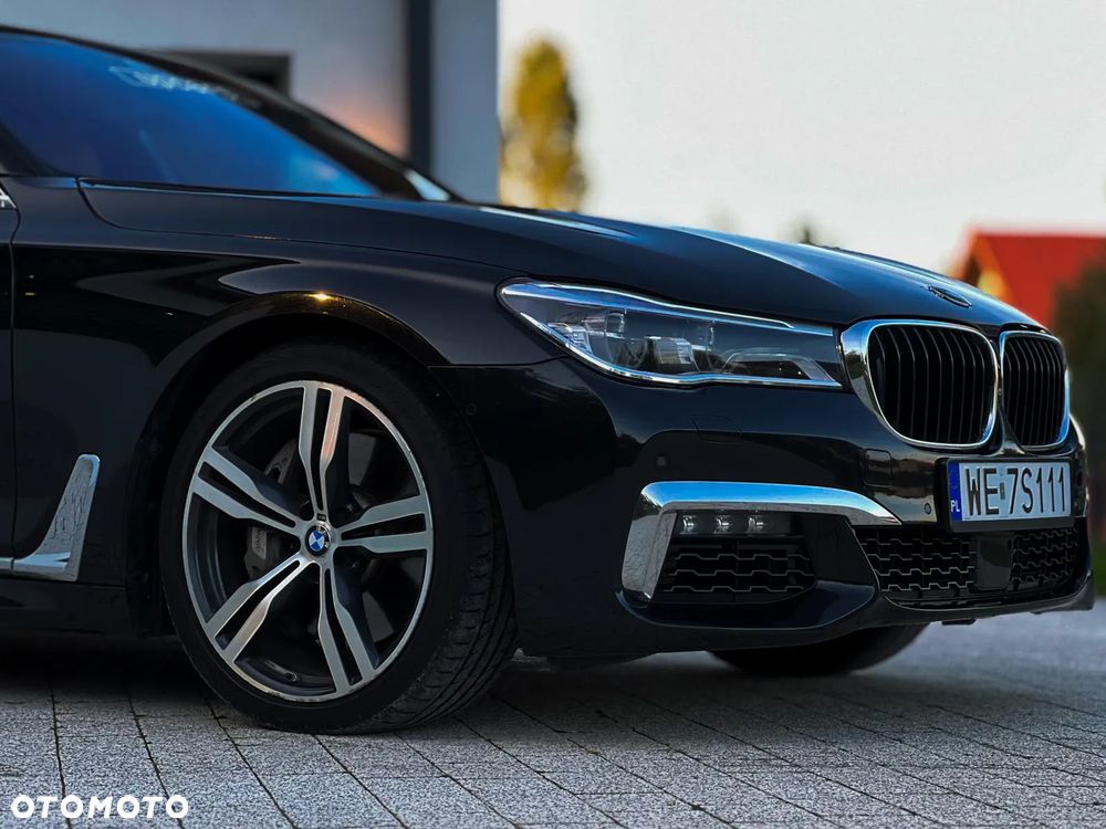 BMW Seria 7 750Li - 15