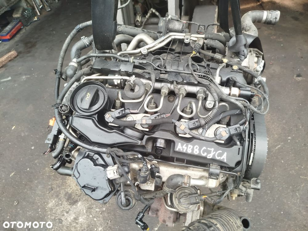 SILNIK SŁUPEK CJC CJCA AUDI A4 B8 A5 8T SEAT EXEO 2.0 TDI KOMPLETNY OSPRZET - 1