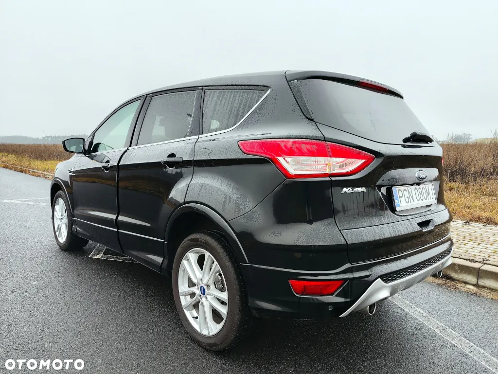 Ford Kuga 2.0 TDCi 4x4 Titanium - 4