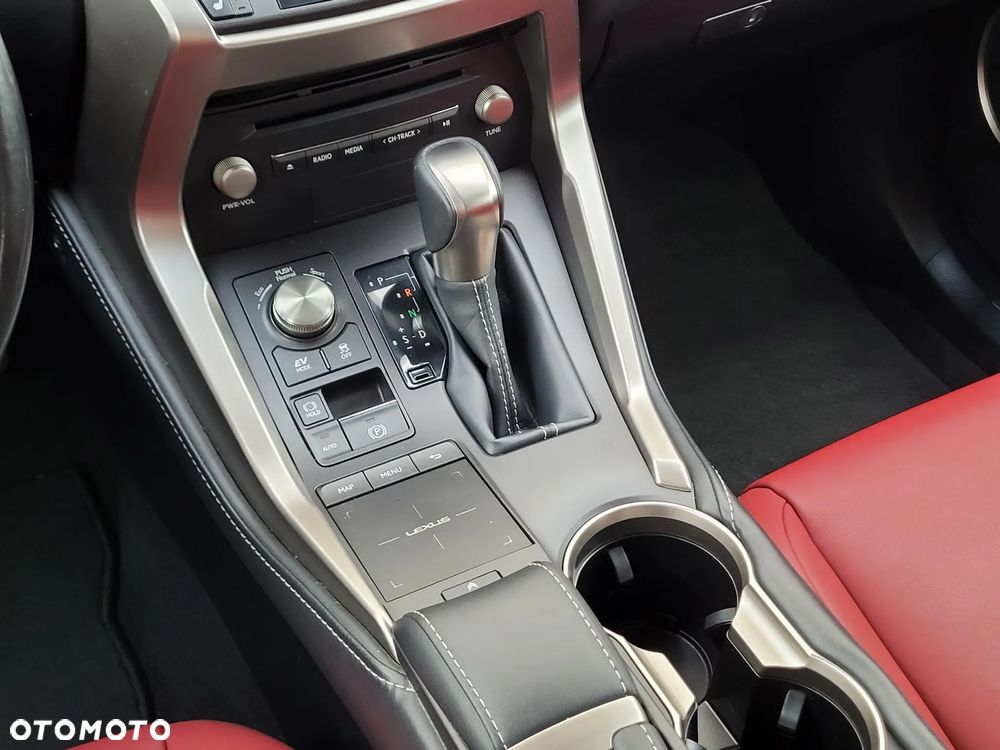 Lexus NX 300h F Impression AWD - 21