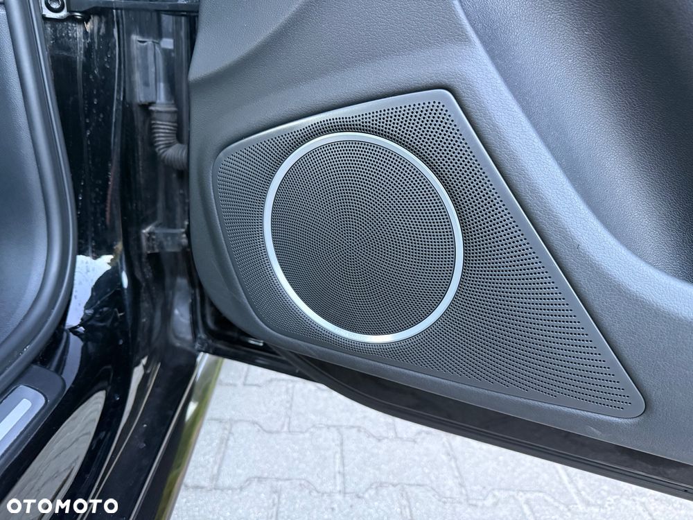 Audi A4 Avant 2.0 TDI DPF quattro S line Sportpaket - 17