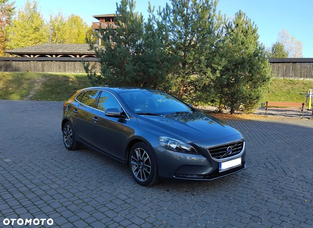 Volvo V40 - 4