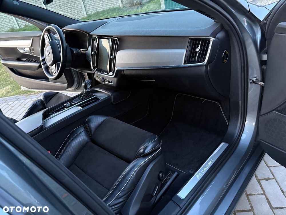 Volvo V90 D4 AWD Geartronic R Design - 19