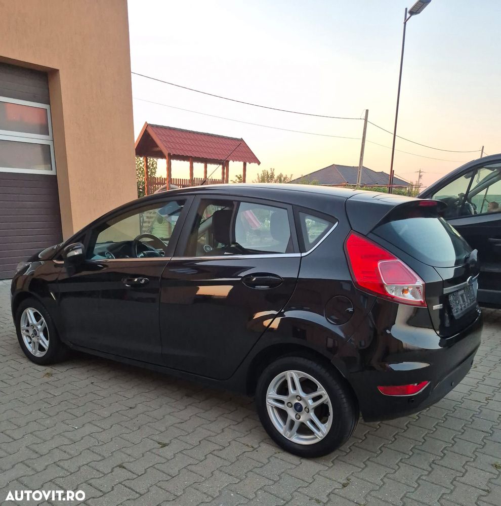 Ford Fiesta 1.6 TDCI Individual - 9