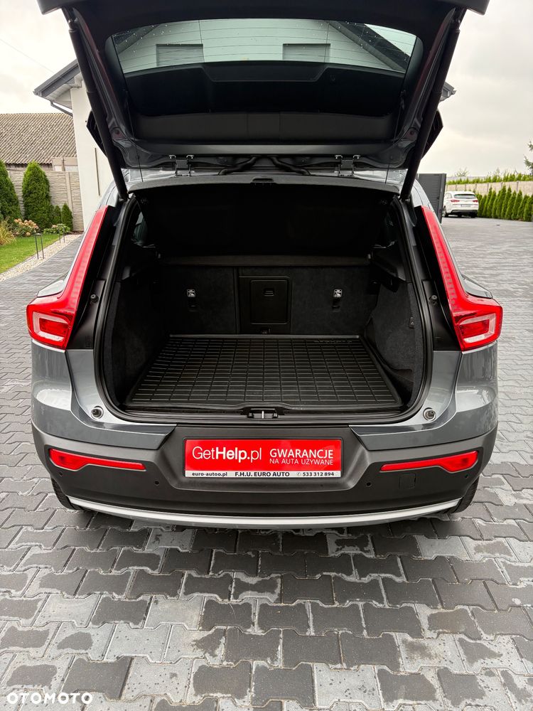 Volvo XC 40 D3 Momentum Pro - 35