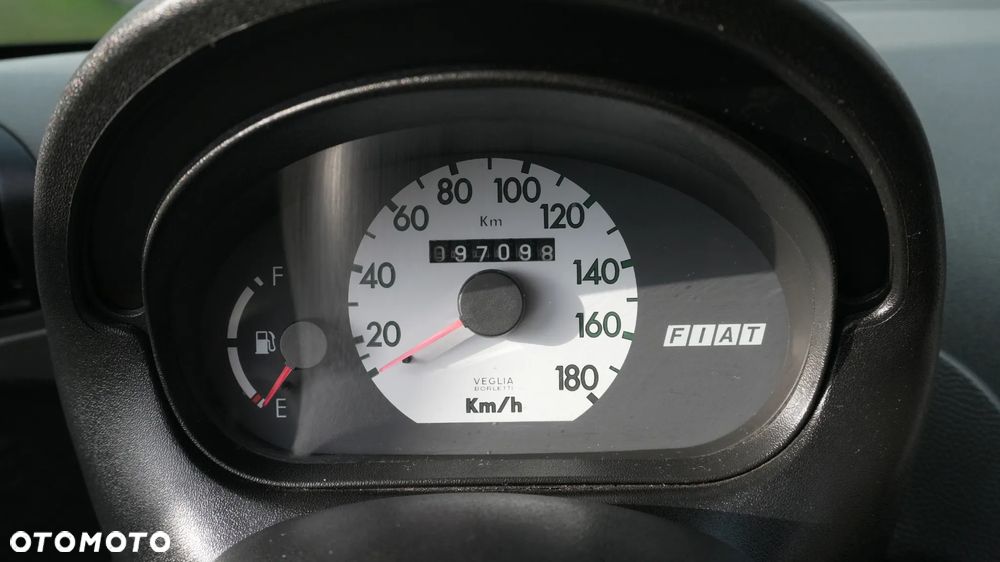 Fiat Seicento Young - 15