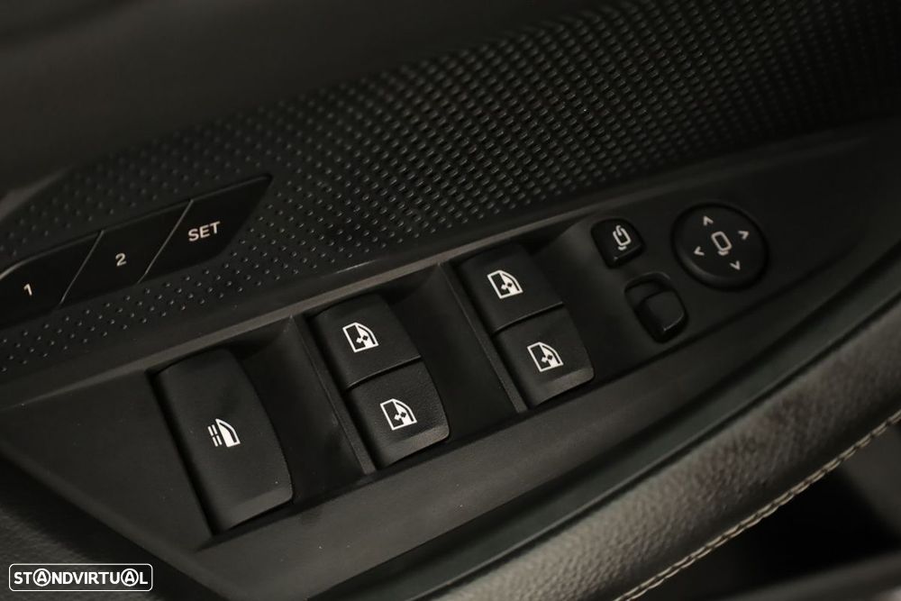 BMW 420 i Pack Desportivo M Auto - 23