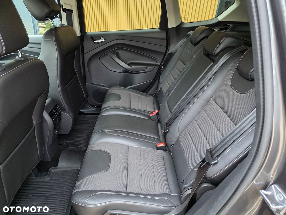 Ford Kuga - 16