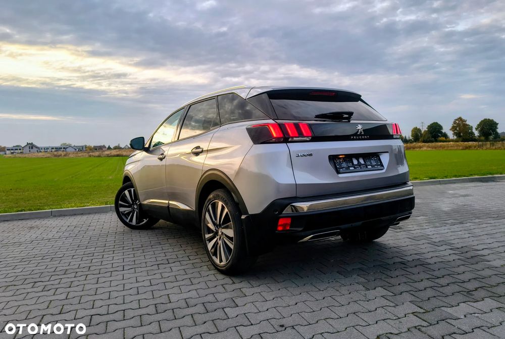 Peugeot 3008 - 8