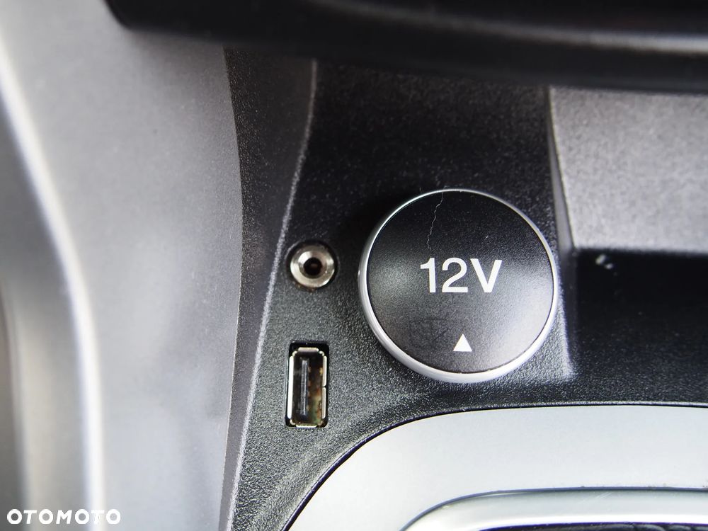 Ford B-MAX 1.5 TDCi SYNC Edition - 19